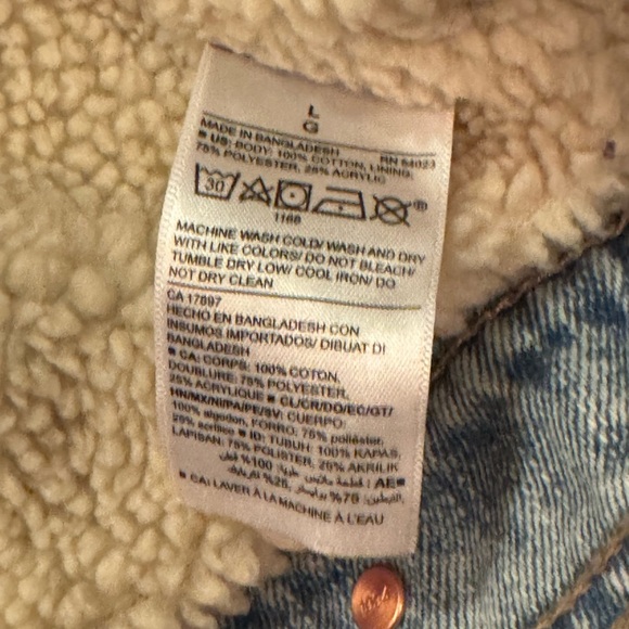 Old navy denim jacket Sherpa collar size Large EUC - Picture 4 of 5